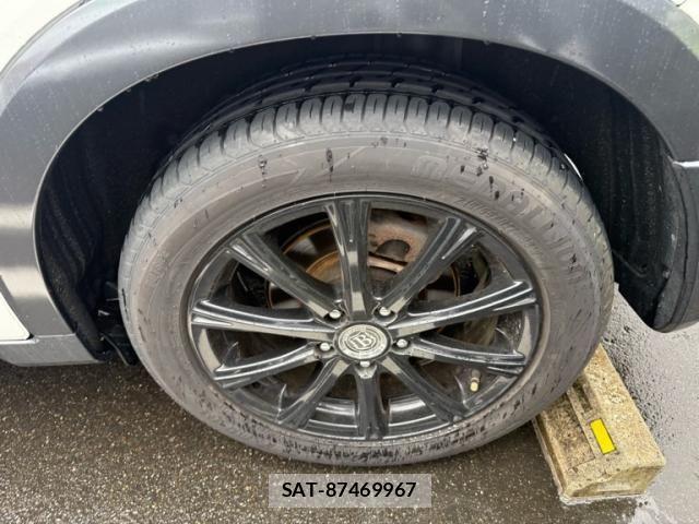 Honda VEZEL 2014-01 8210864-22