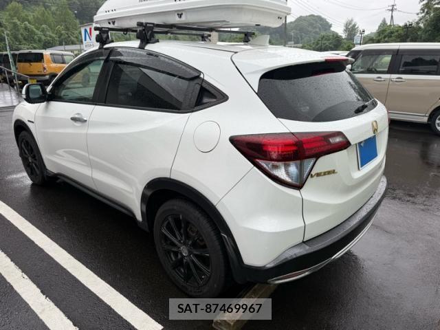 Honda VEZEL 2014-01 8210864-4