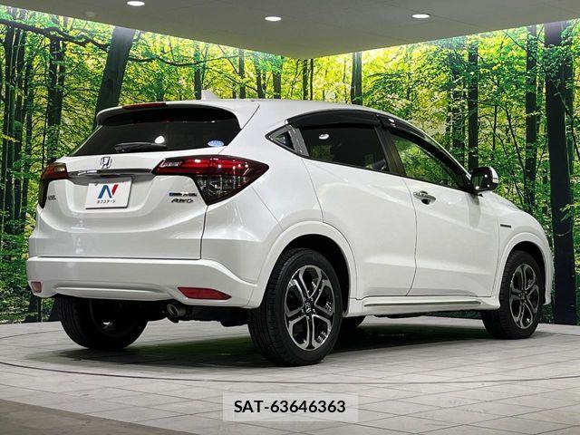 Honda VEZEL 2020-06 8247069-16