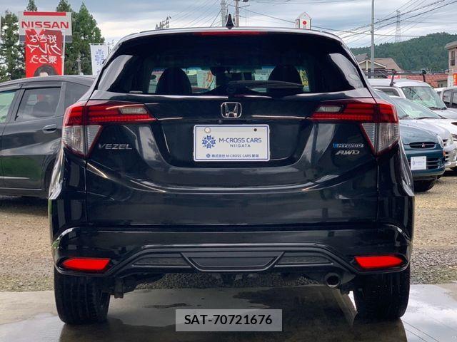 Honda VEZEL 2015-07 8247071-6