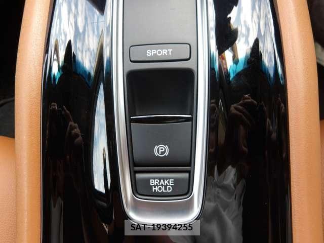 Honda VEZEL 2019-01 8317870-21