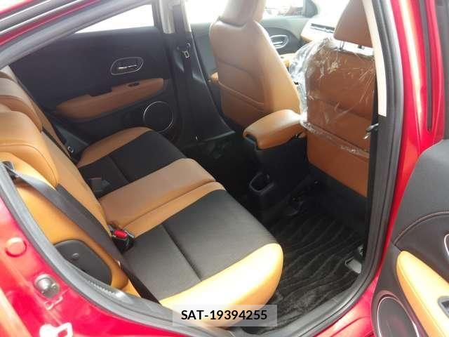 Honda VEZEL 2019-01 8317870-24