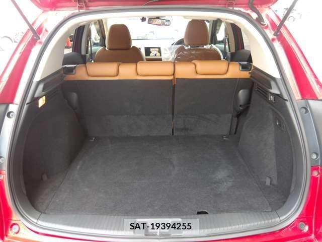 Honda VEZEL 2019-01 8317870-26