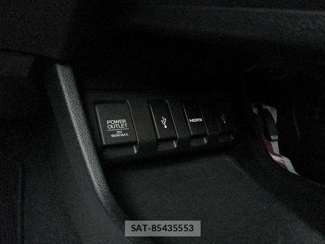 Honda VEZEL 2014-06 8317871-17