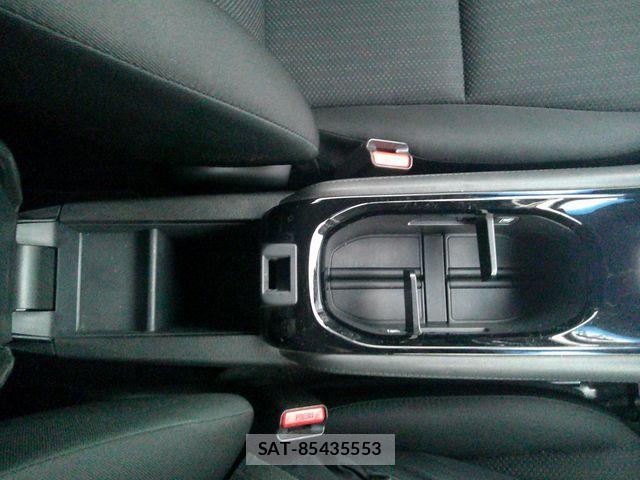 Honda VEZEL 2014-06 8317871-18