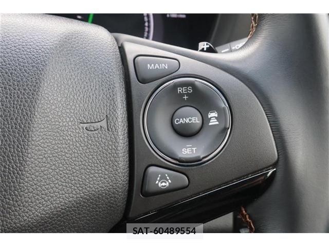Honda VEZEL 2019-05 8338374-5