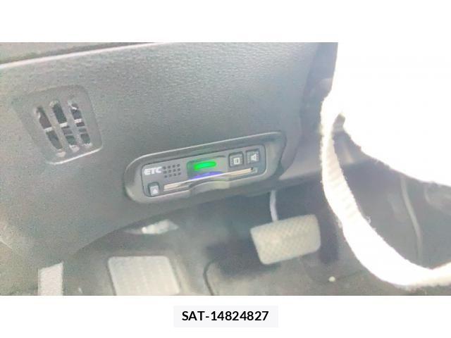 Honda VEZEL 2017-10 8355852-25