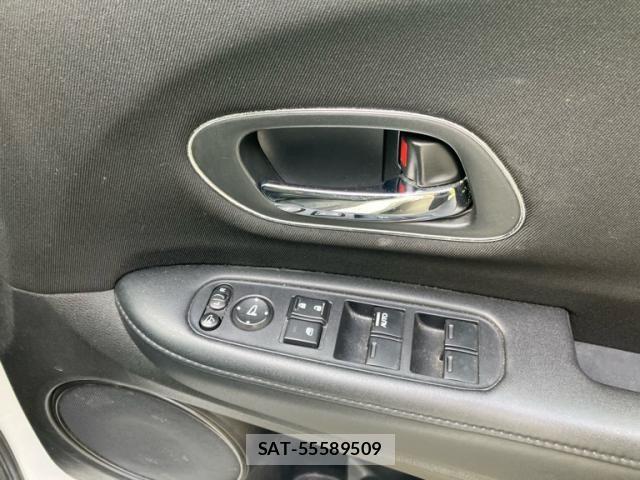 Honda VEZEL 2014-04 8369599-17