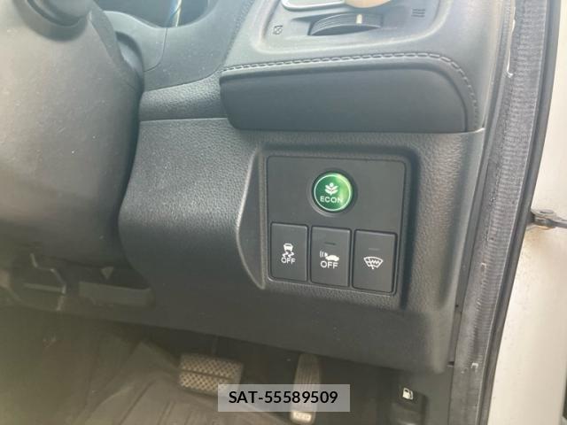 Honda VEZEL 2014-04 8369599-18