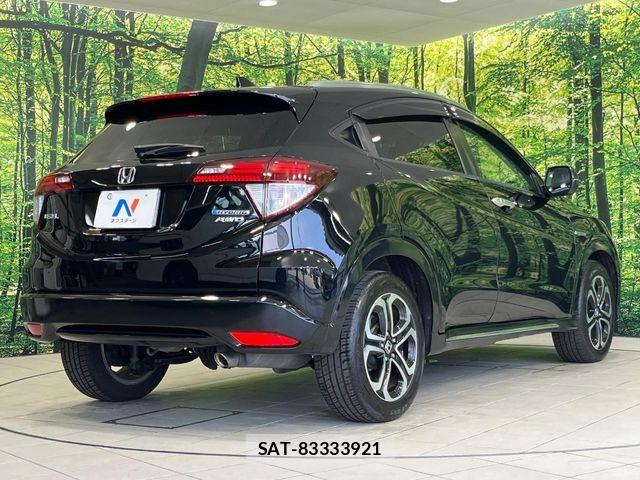 Honda VEZEL 2016-03 8369598-17