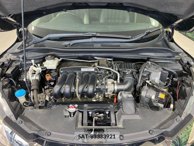 Honda VEZEL 2016-03 8369598-18