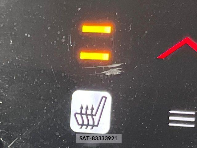Honda VEZEL 2016-03 8369598-6