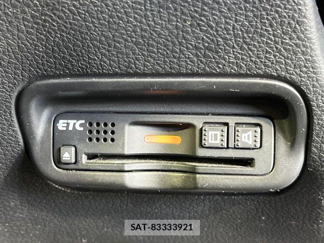Honda VEZEL 2016-03 8369598-7