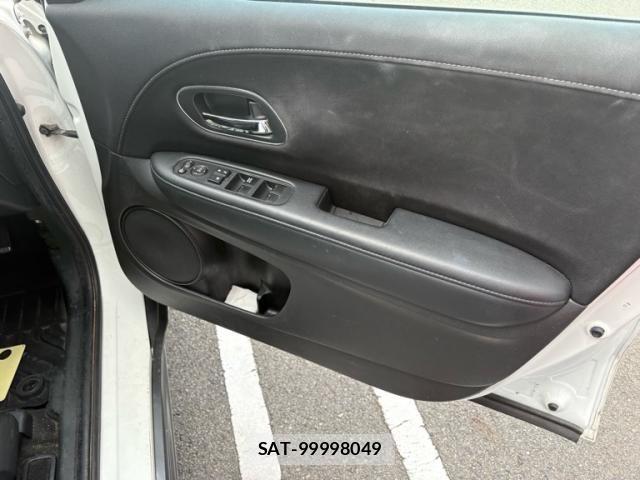 Honda VEZEL 2015-08 8415697-6