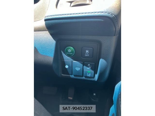 Honda VEZEL 2020-10 8415693-12