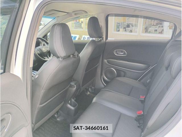 Honda VEZEL 2018-03 8415688-9