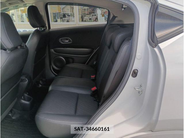 Honda VEZEL 2018-03 8415688-10
