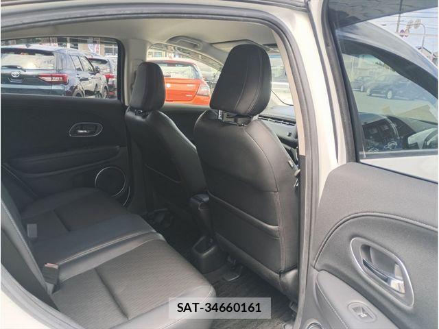 Honda VEZEL 2018-03 8415688-13