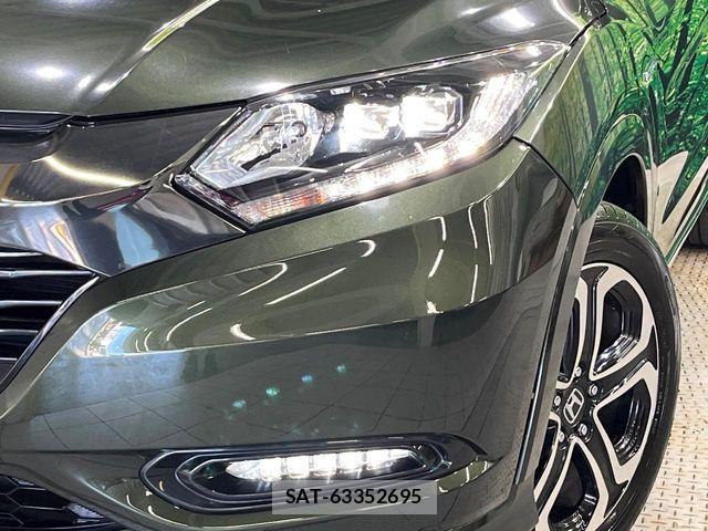 Honda VEZEL 2017-03 8439046-12