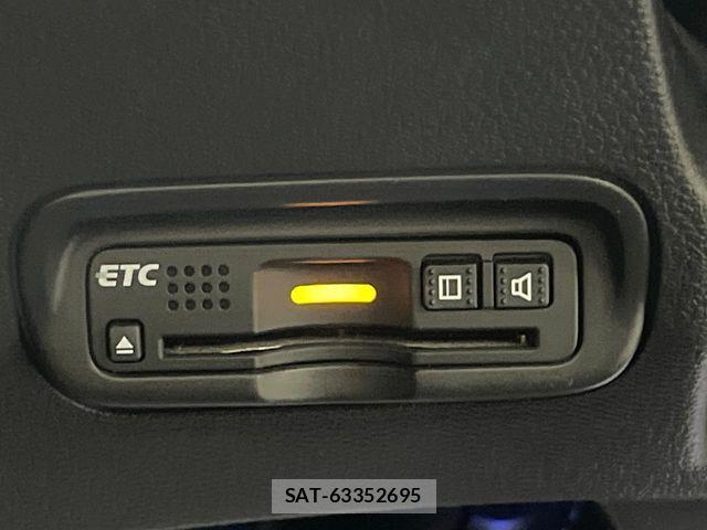 Honda VEZEL 2017-03 8439046-8