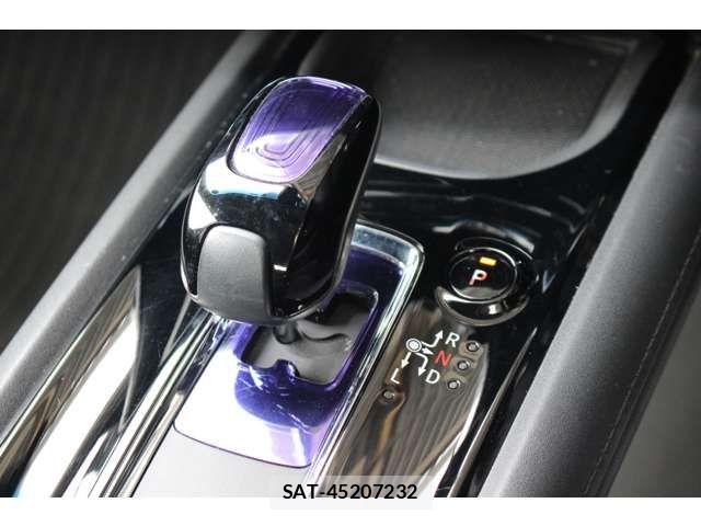 Honda VEZEL 2014-06 8528031-15