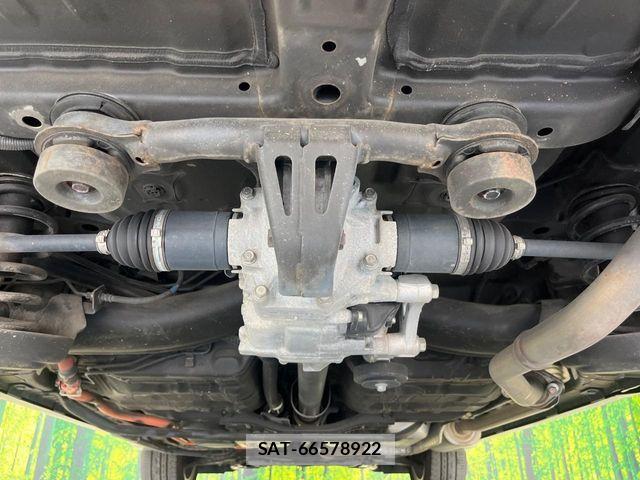 Honda VEZEL 2019-11 8528027-18