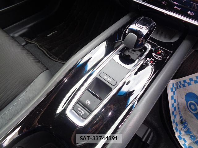 Honda VEZEL 2021-05 8686866-19