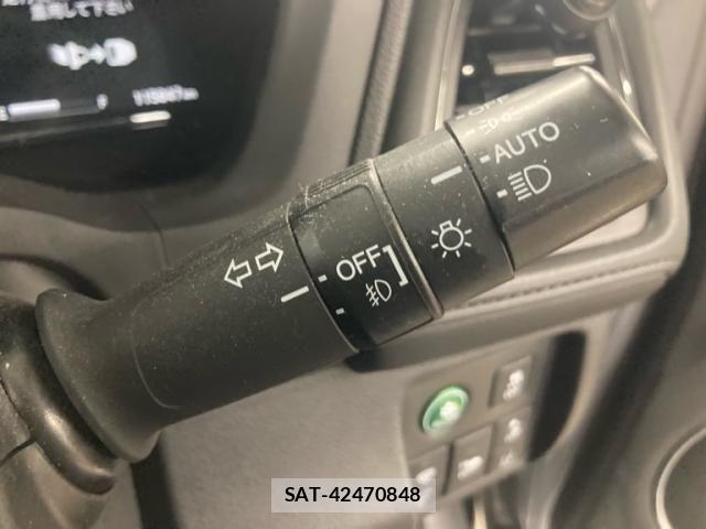 Honda VEZEL 2016-11 8746621-19