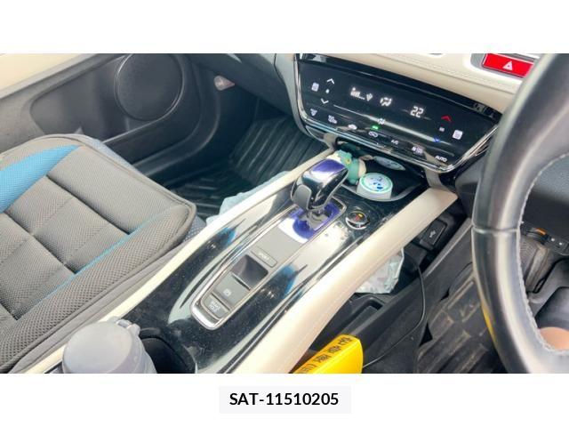 Honda VEZEL 2015-10 8797849-11