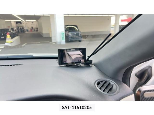 Honda VEZEL 2015-10 8797849-12