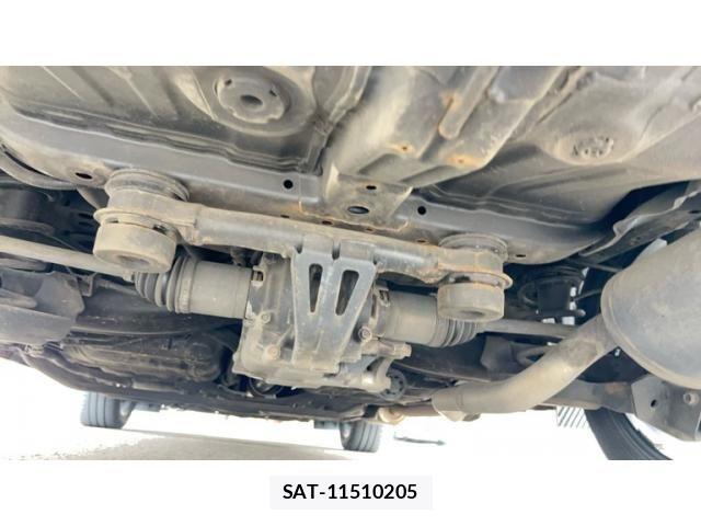 Honda VEZEL 2015-10 8797849-4
