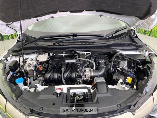 Honda VEZEL 2019-03 8850992-17