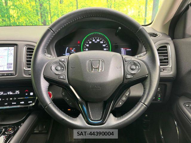Honda VEZEL 2019-03 8850992-7