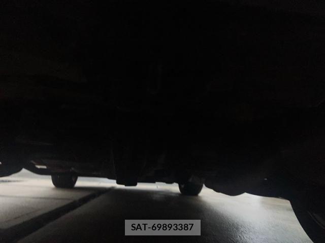 Honda VEZEL 2013-12 8882814-10