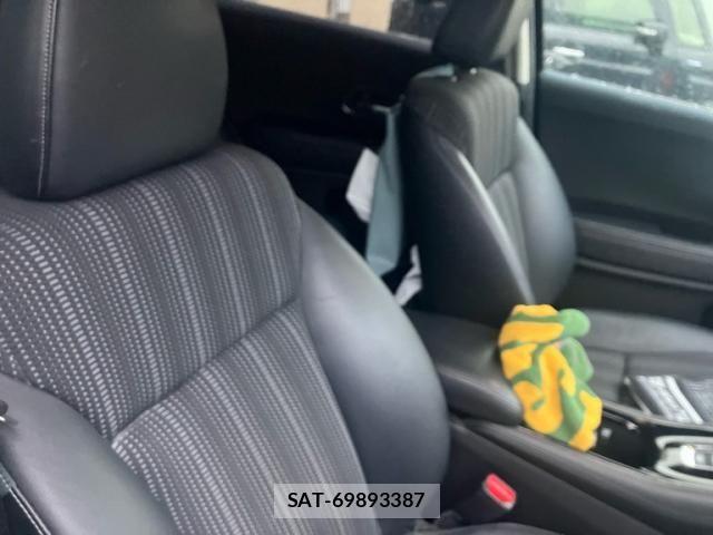 Honda VEZEL 2013-12 8882814-13