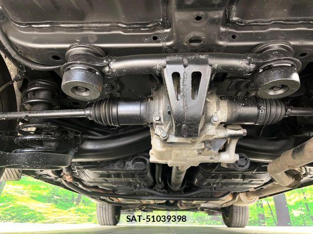 Honda VEZEL 2015-06 8884553-19