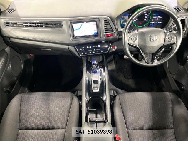 Honda VEZEL 2015-06 8884553-2
