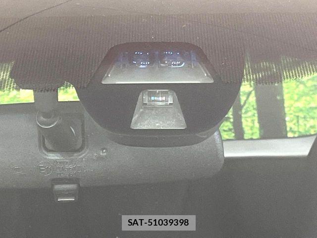 Honda VEZEL 2015-06 8884553-5
