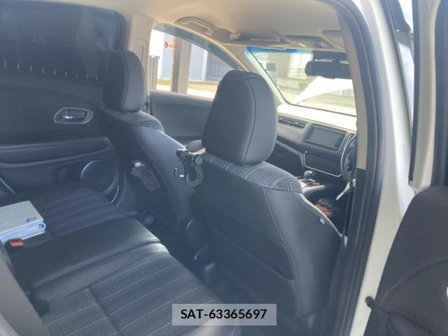Honda VEZEL 2016-06 8884554-14