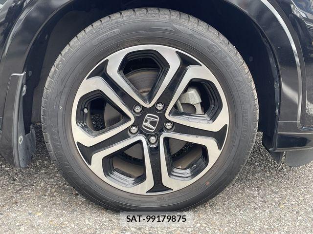 Honda VEZEL 2018-08 8884552-9