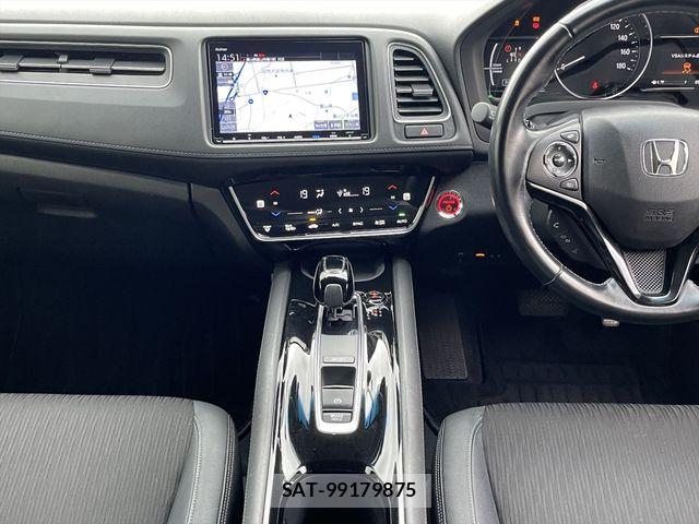 Honda VEZEL 2018-08 8884552-11