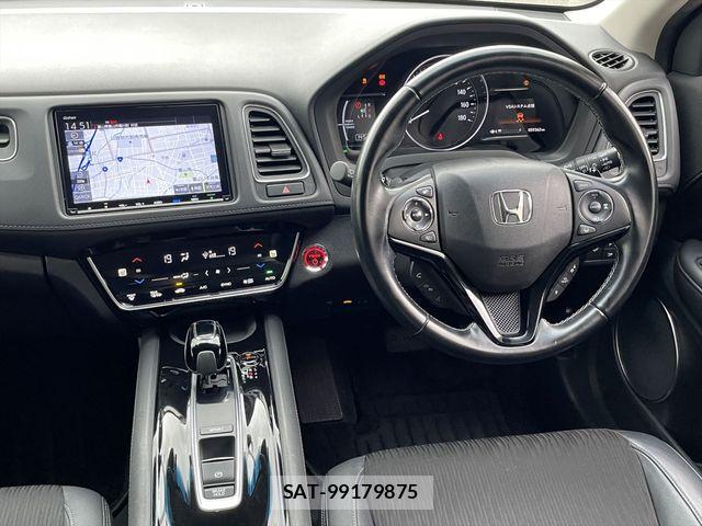 Honda VEZEL 2018-08 8884552-12