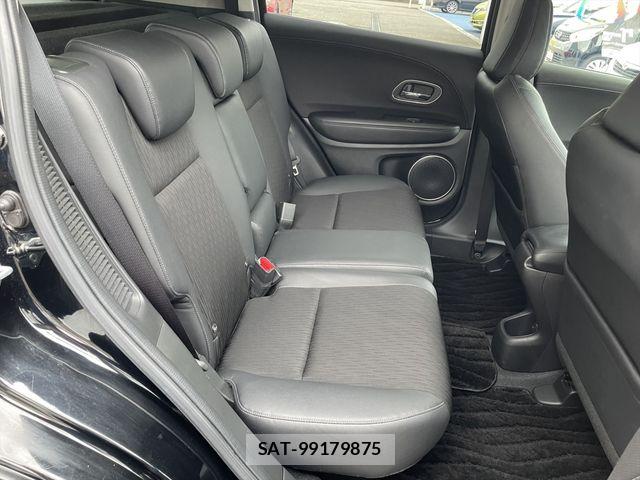 Honda VEZEL 2018-08 8884552-15