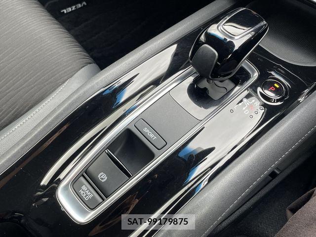 Honda VEZEL 2018-08 8884552-19