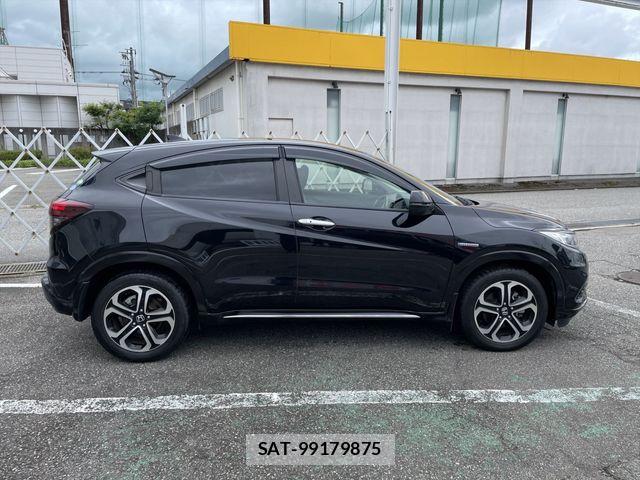 Honda VEZEL 2018-08 8884552-3