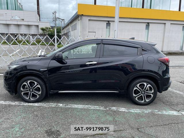 Honda VEZEL 2018-08 8884552-7