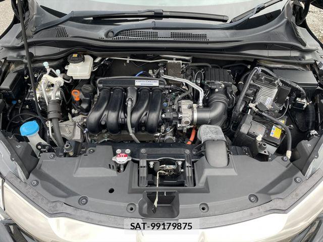 Honda VEZEL 2018-08 8884552-8