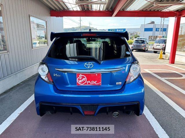 Toyota VITZ 2015-04 530893-3