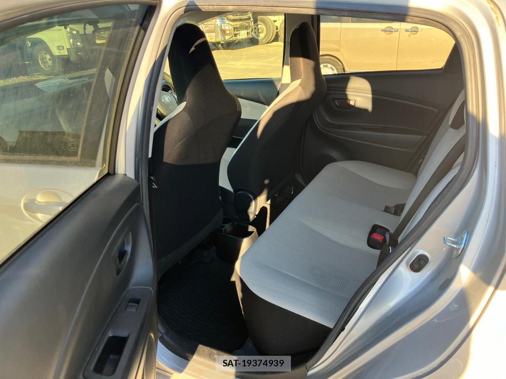 Toyota VITZ 2018-09 532655-11