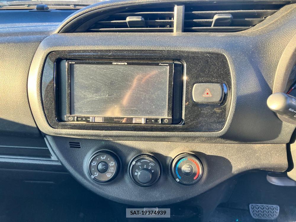 Toyota VITZ 2018-09 532655-21
